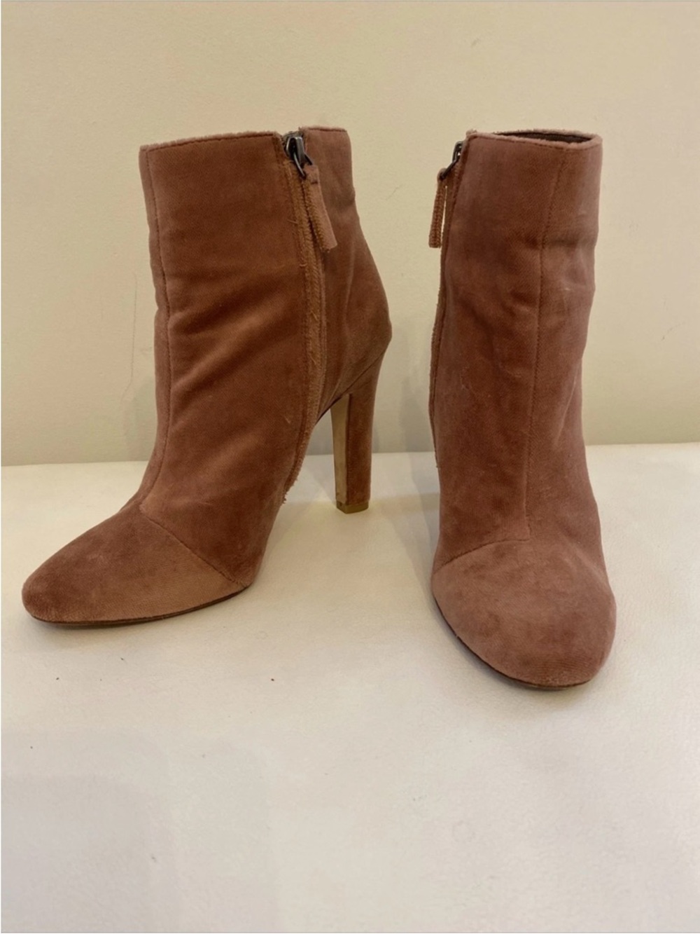 Joie Hachiro Rose Velvet High-Heel Ankle Booties Size 8.5